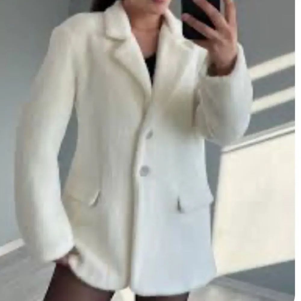 NEW Badgley Mischka Ivory Boucle’ Textured Two Button Front Blazer Jacket Size M